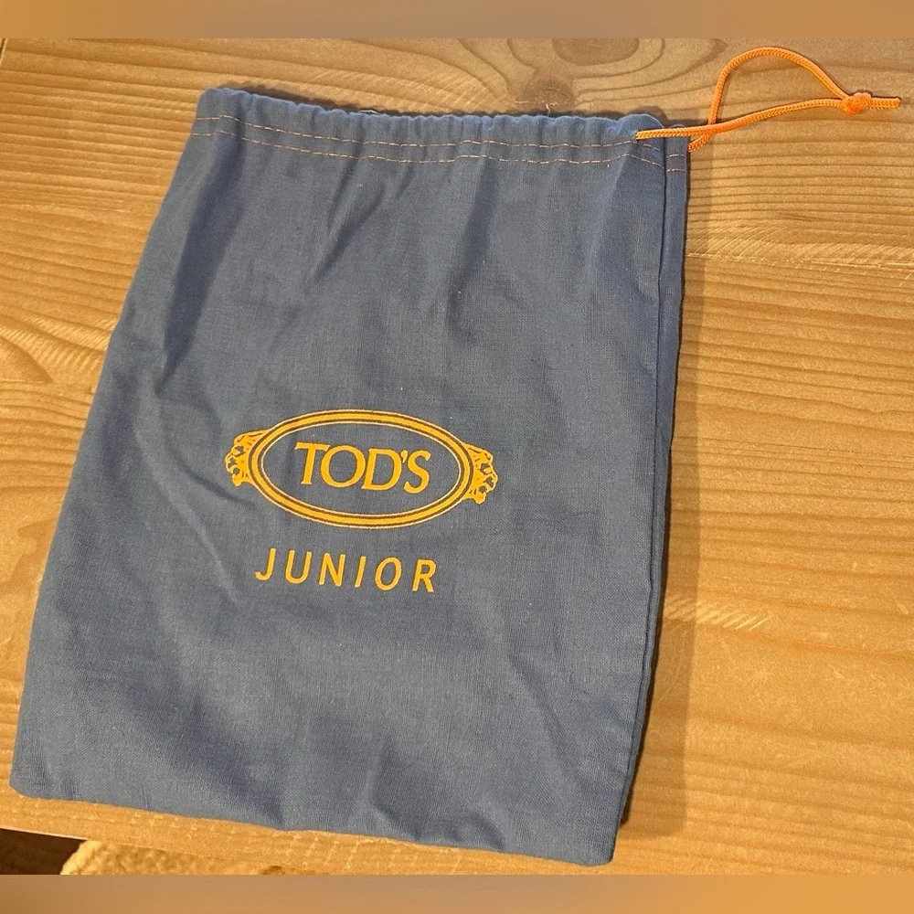 KIDS Tod’s Junior Periwinkle Blue Suede Fleece Boots - Size 7 Baby